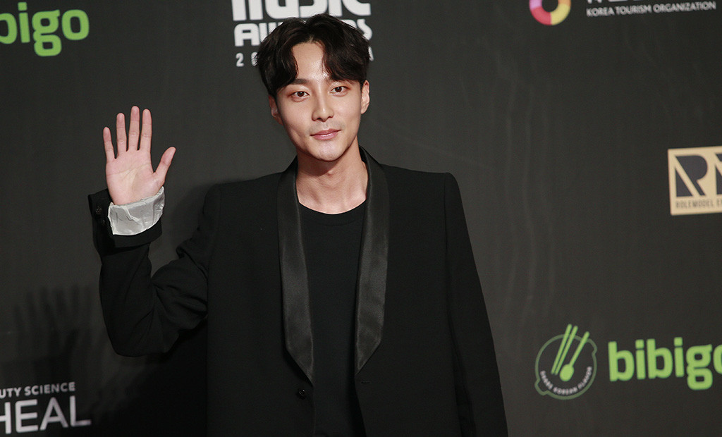 Roy Kim Roy Kim